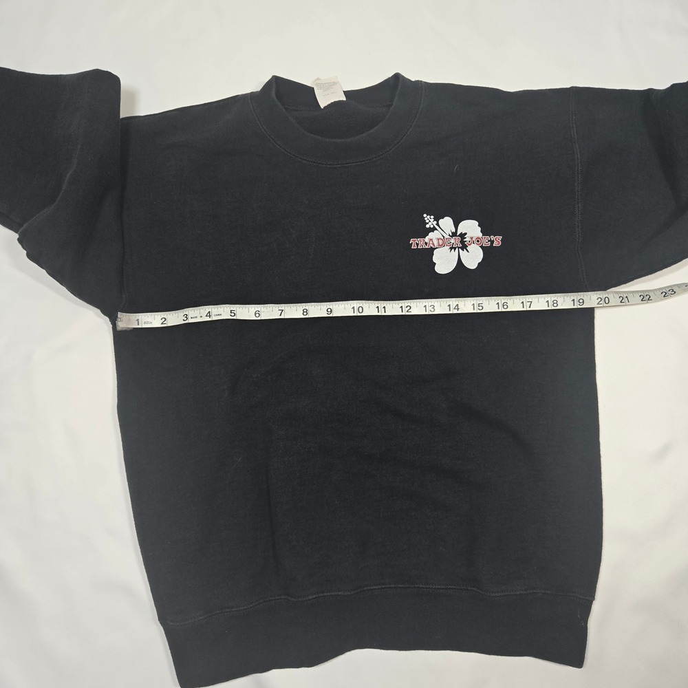 rader Joes Crewneck Sweatshirt Mens Small Black Hibiscus Flower Employee Swag - Picture 6 of 10